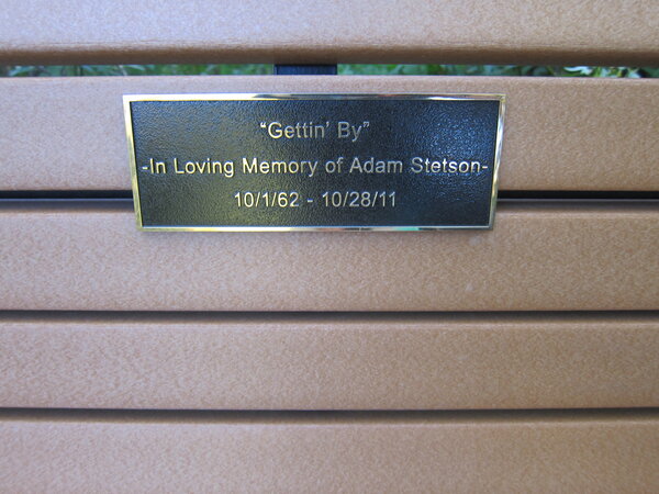 Custom Metal Plaques to Elevate Brand