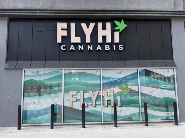 Custom Signs: Strengthen Your Brand Identity